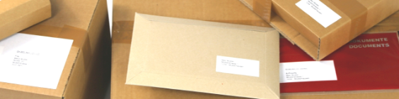 Parcels on a treadmill in the distribution of postal